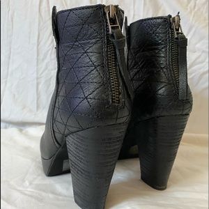 Steve Madden - ROADRUNNA